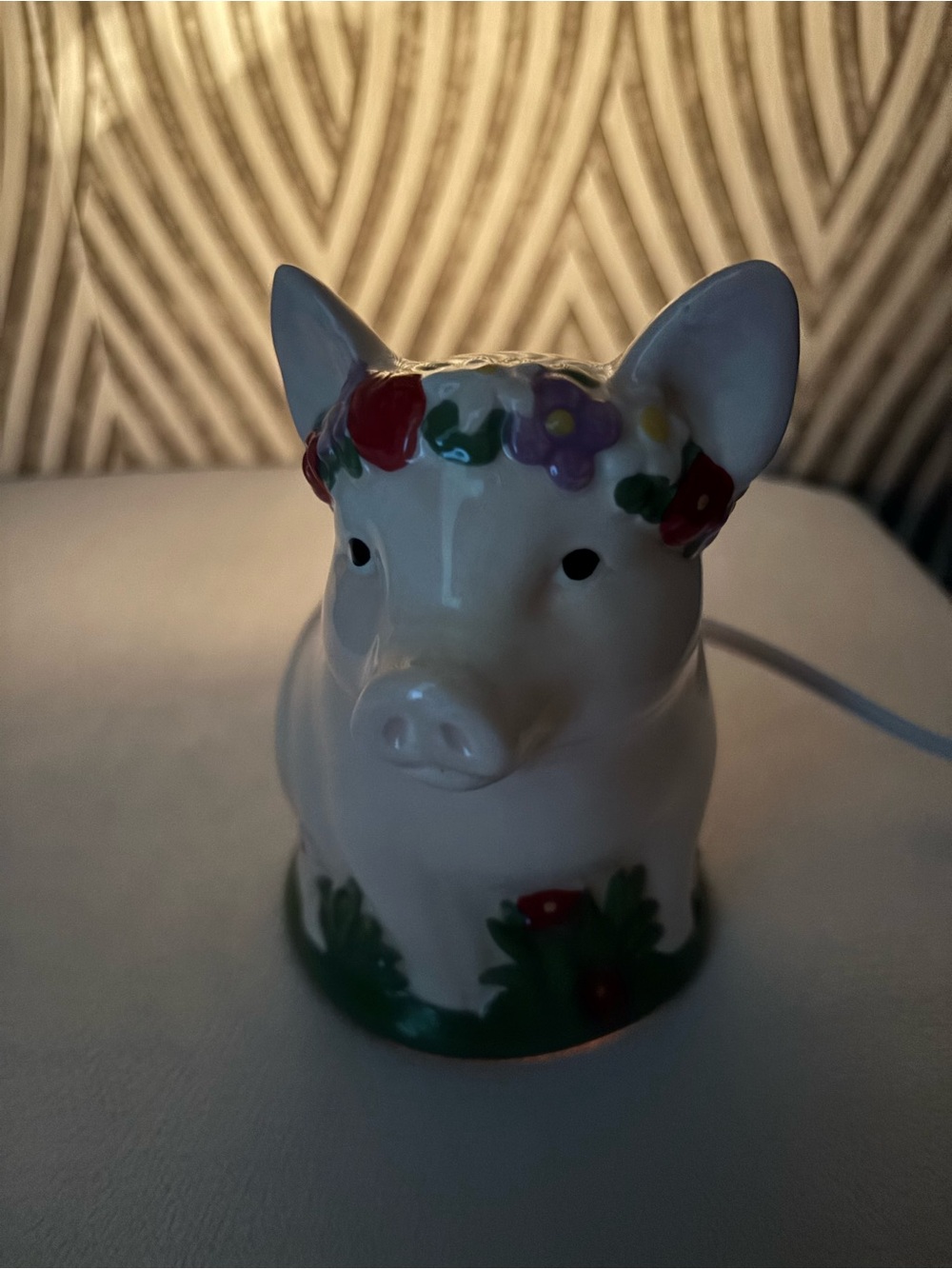Cute pig corded night light